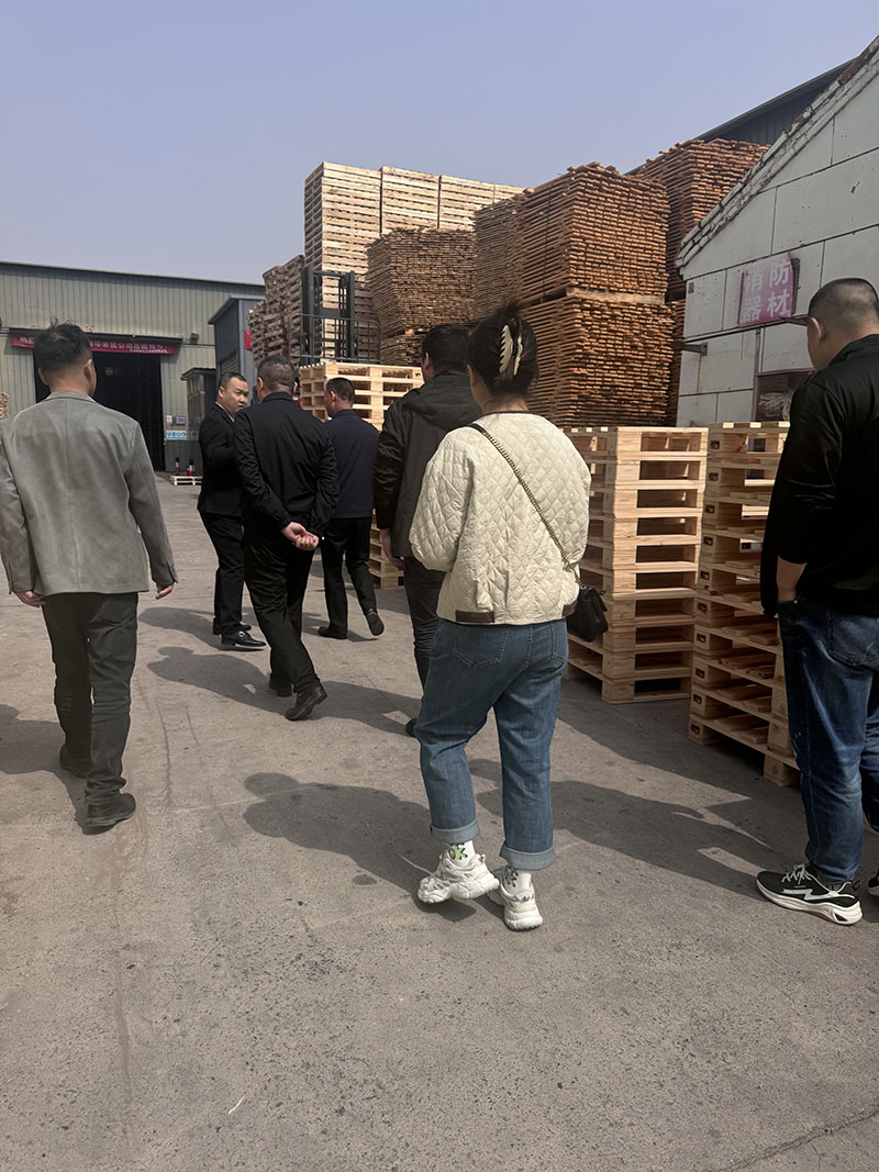 內(nèi)蒙古 XX 物流有限公司（張經(jīng)理、王工程師）?