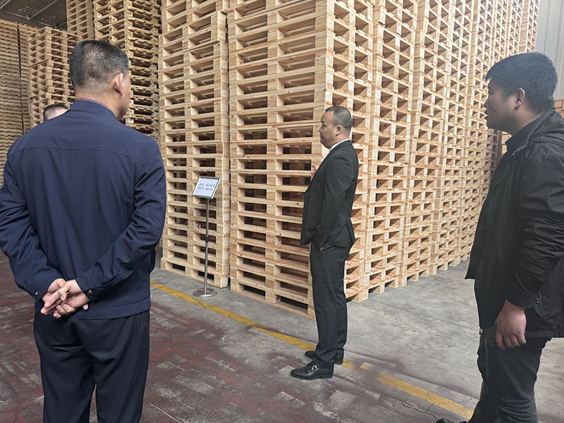 內(nèi)蒙古 XX 物流有限公司（張經(jīng)理、王工程師）?